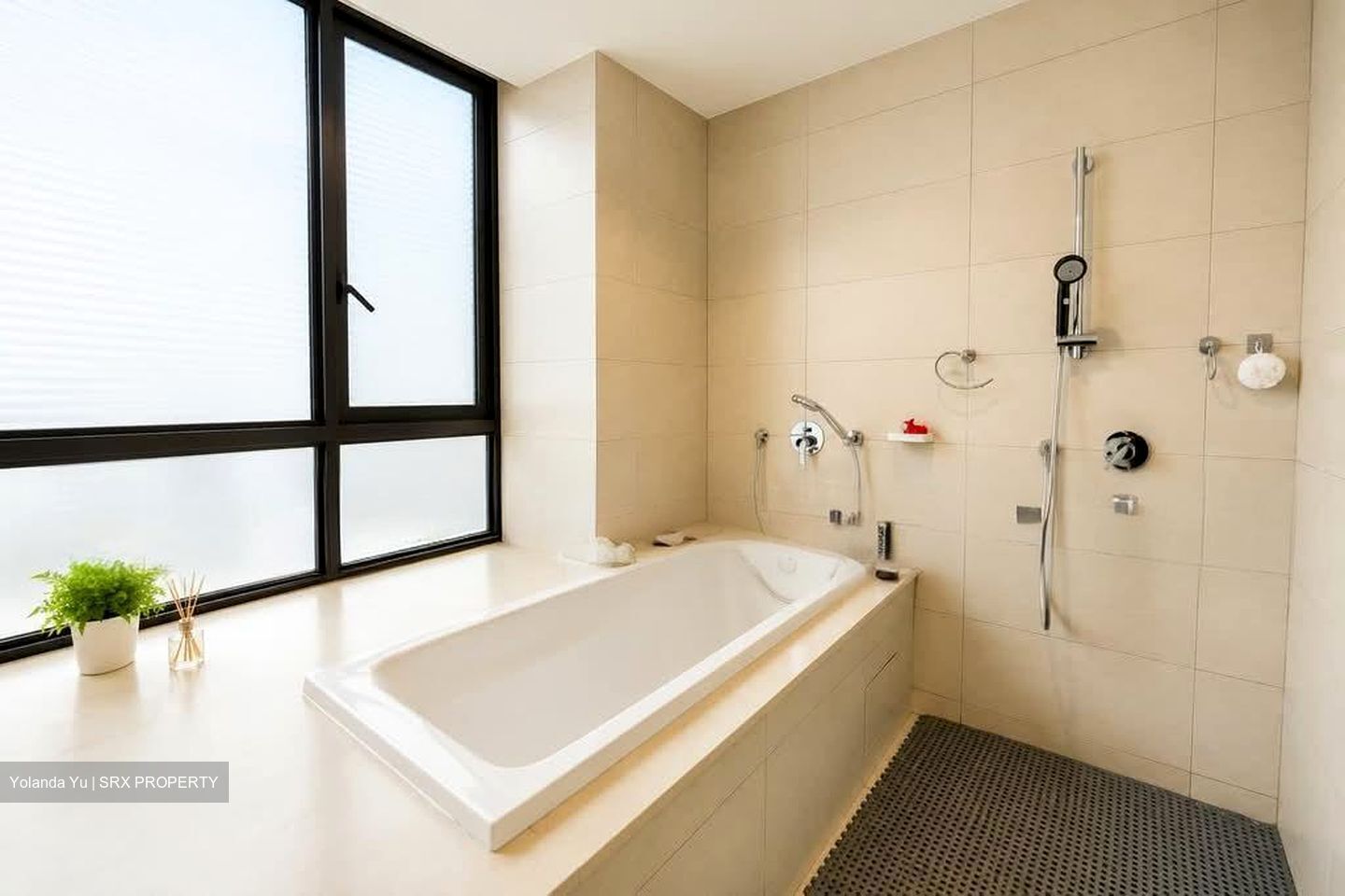 d'Nest (D18), Condominium #561366391